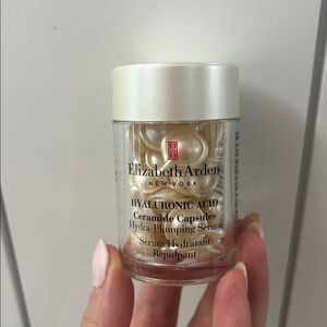 Elizabeth Arden hyaluronic acid ceramide capsules 30 day